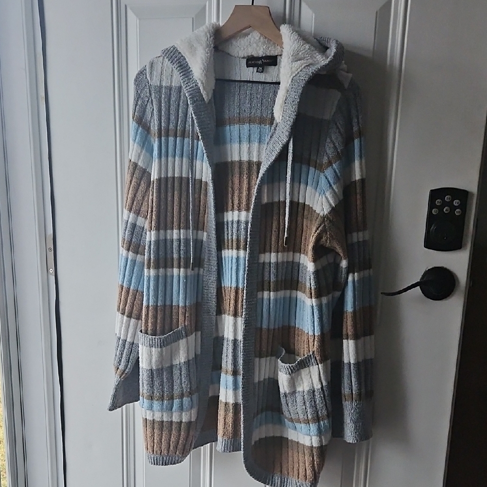 Almost Famous Gray and Blue Knit Cardigan, sz 2XL